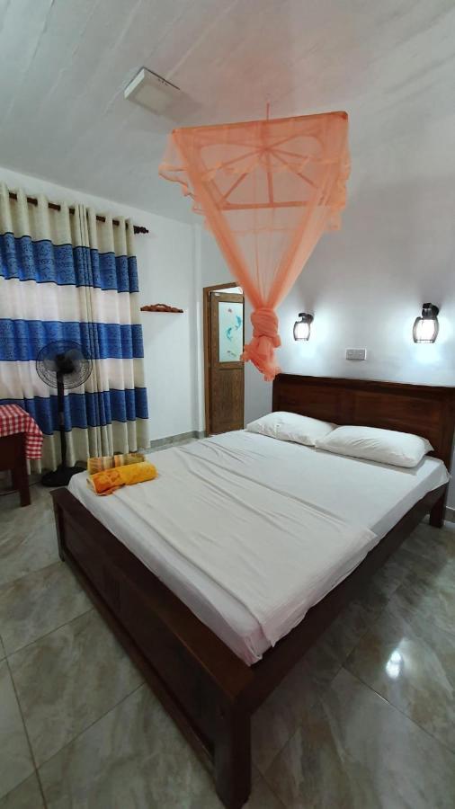 Guesthouse Kind And Love Hikkaduwa Dış mekan fotoğraf