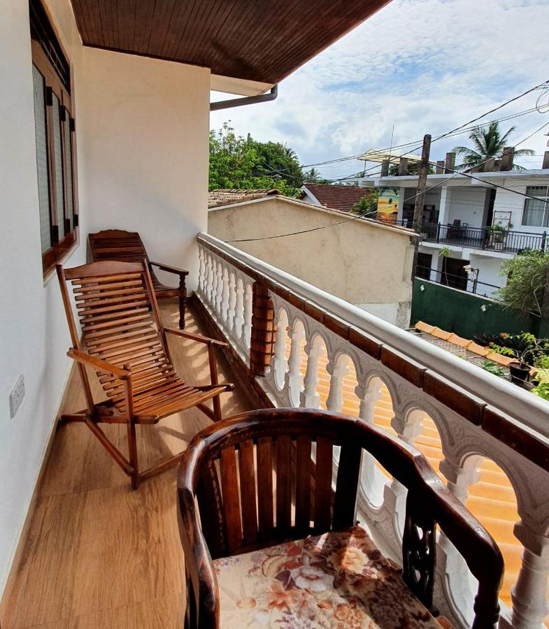 Guesthouse Kind And Love Hikkaduwa Dış mekan fotoğraf