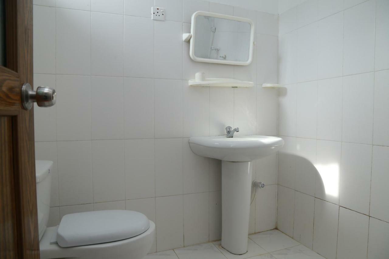 Guesthouse Kind And Love Hikkaduwa Dış mekan fotoğraf