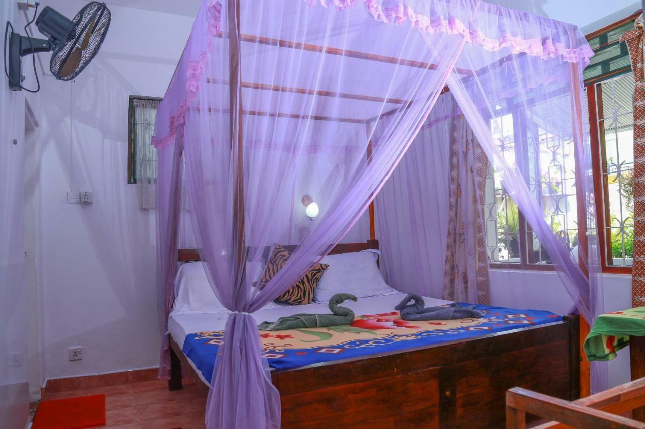Guesthouse Kind And Love Hikkaduwa Dış mekan fotoğraf