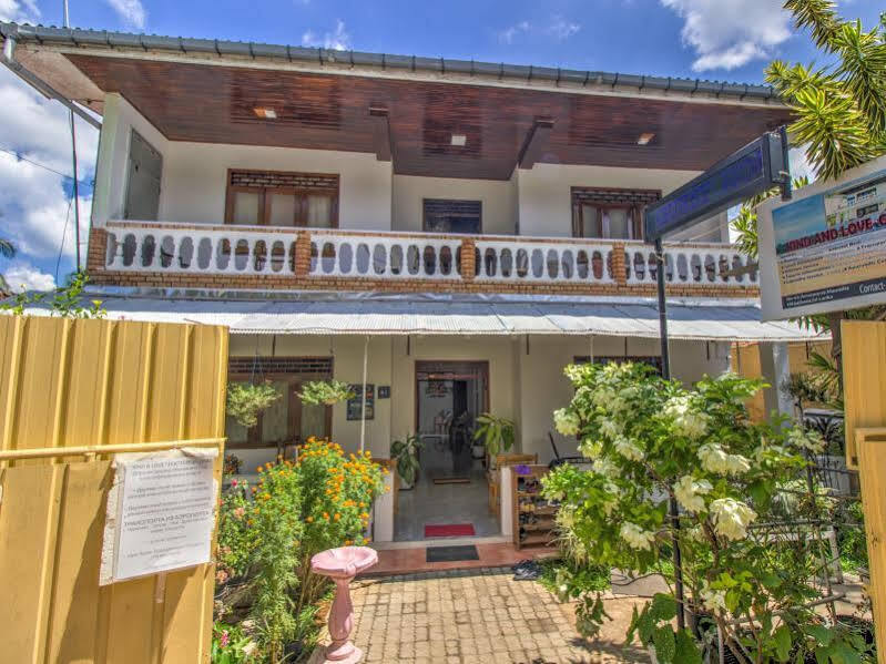 Guesthouse Kind And Love Hikkaduwa Dış mekan fotoğraf